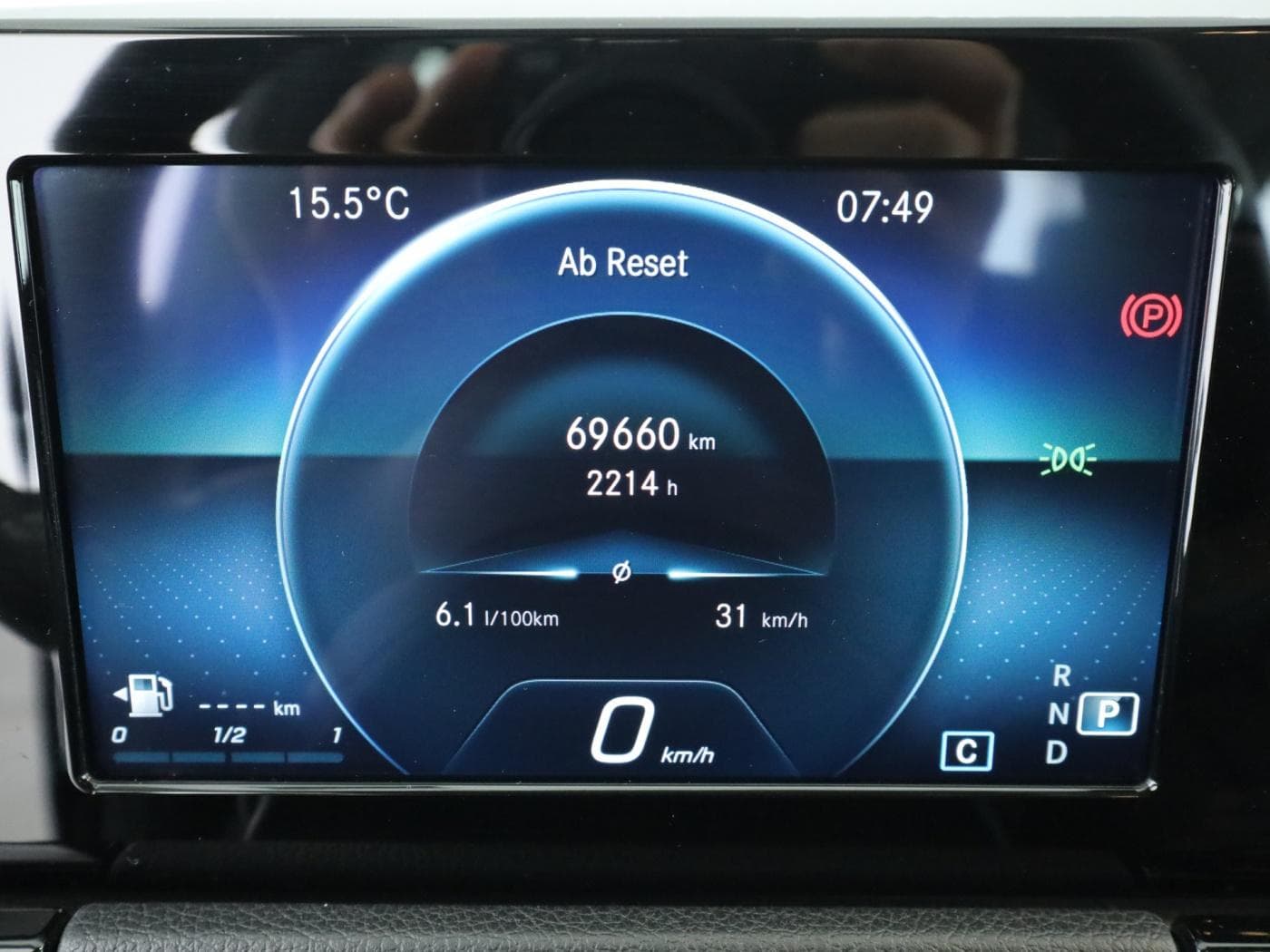 Mercedes-Benz B 180 d Bild 12