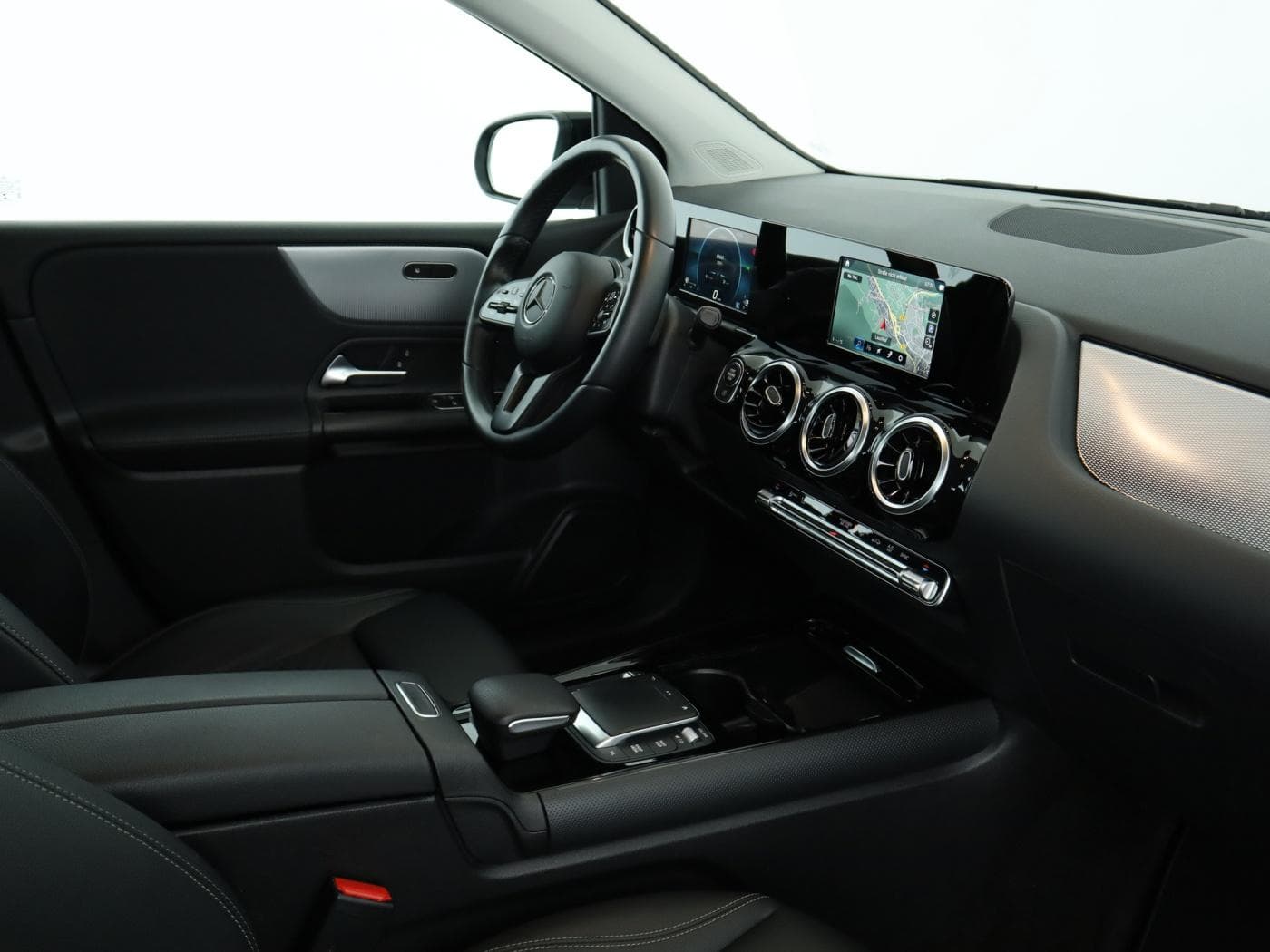 Mercedes-Benz B 180 d Bild 17