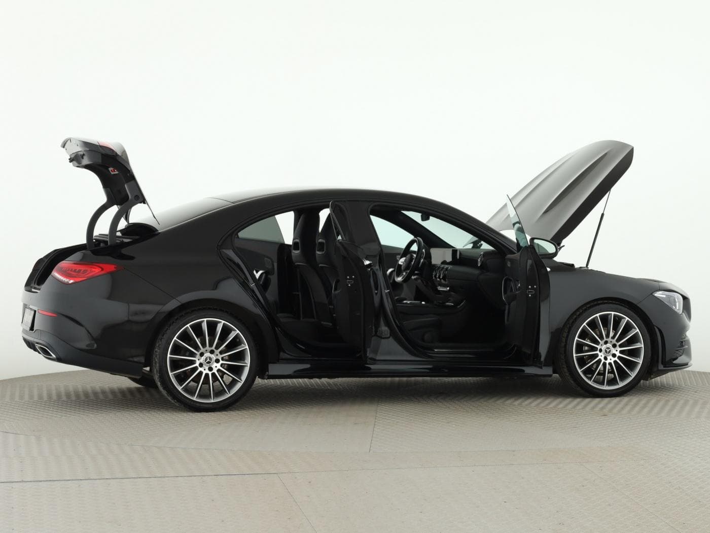 Mercedes-Benz CLA 200 Bild 8