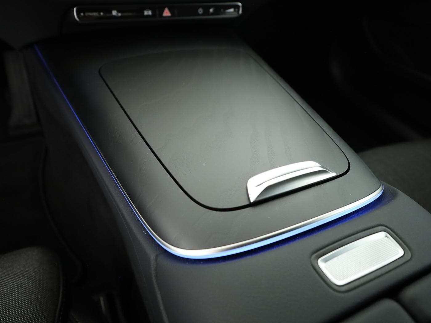 Mercedes-Benz E 200 Bild 15