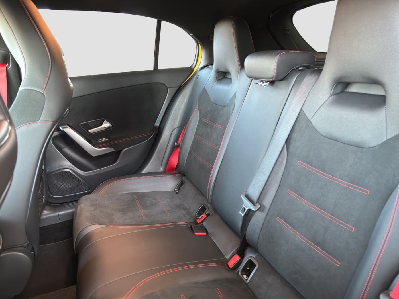 Mercedes-Benz A 35 AMG 4M Bild 16