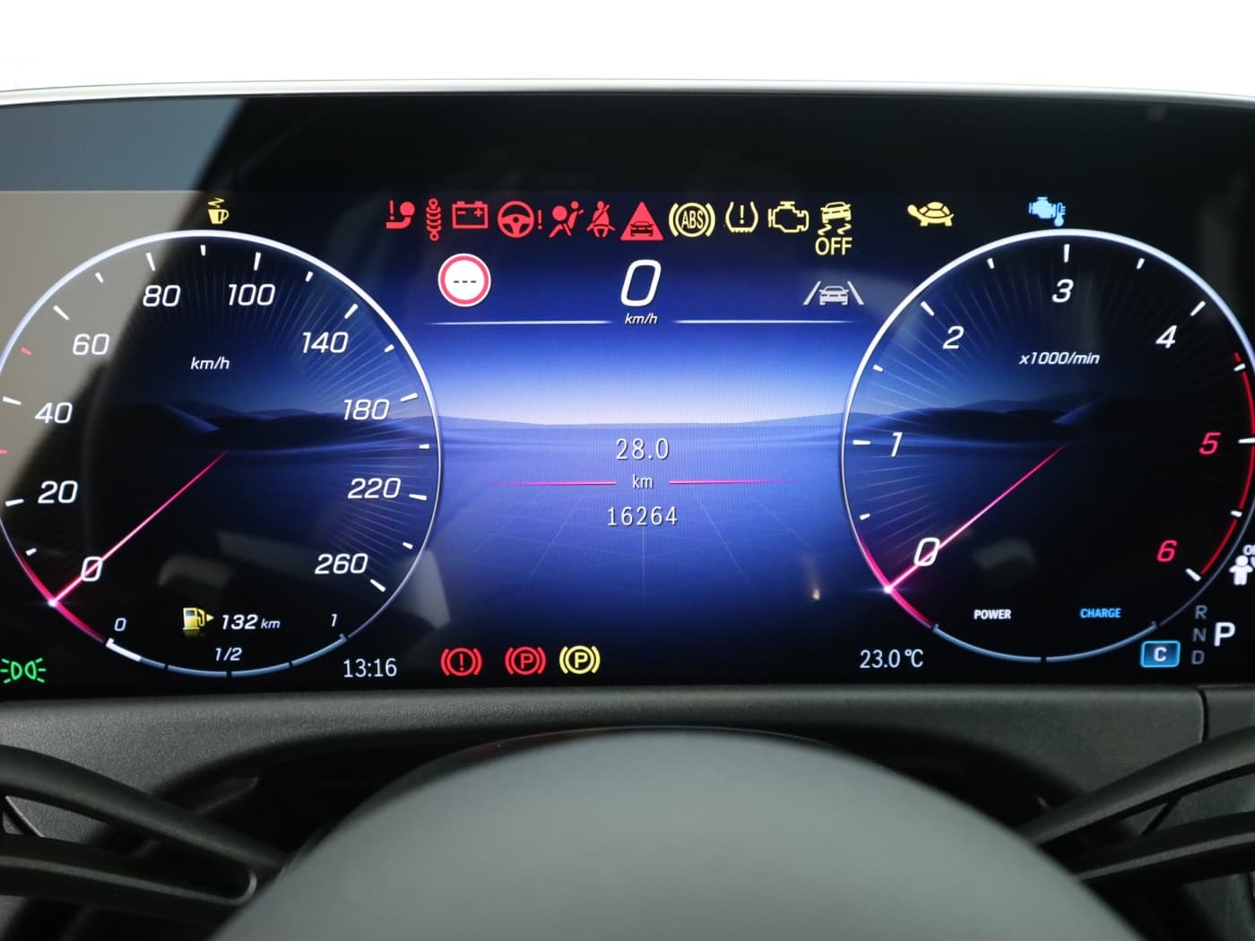 Mercedes-Benz E 220 d 4M T Bild 12
