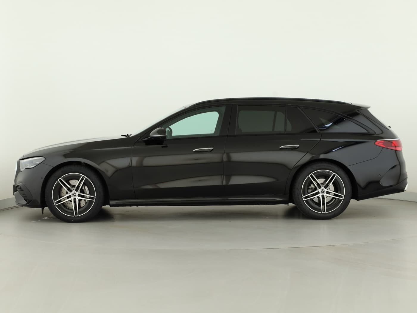 Mercedes-Benz E 220 d 4M T Bild 7