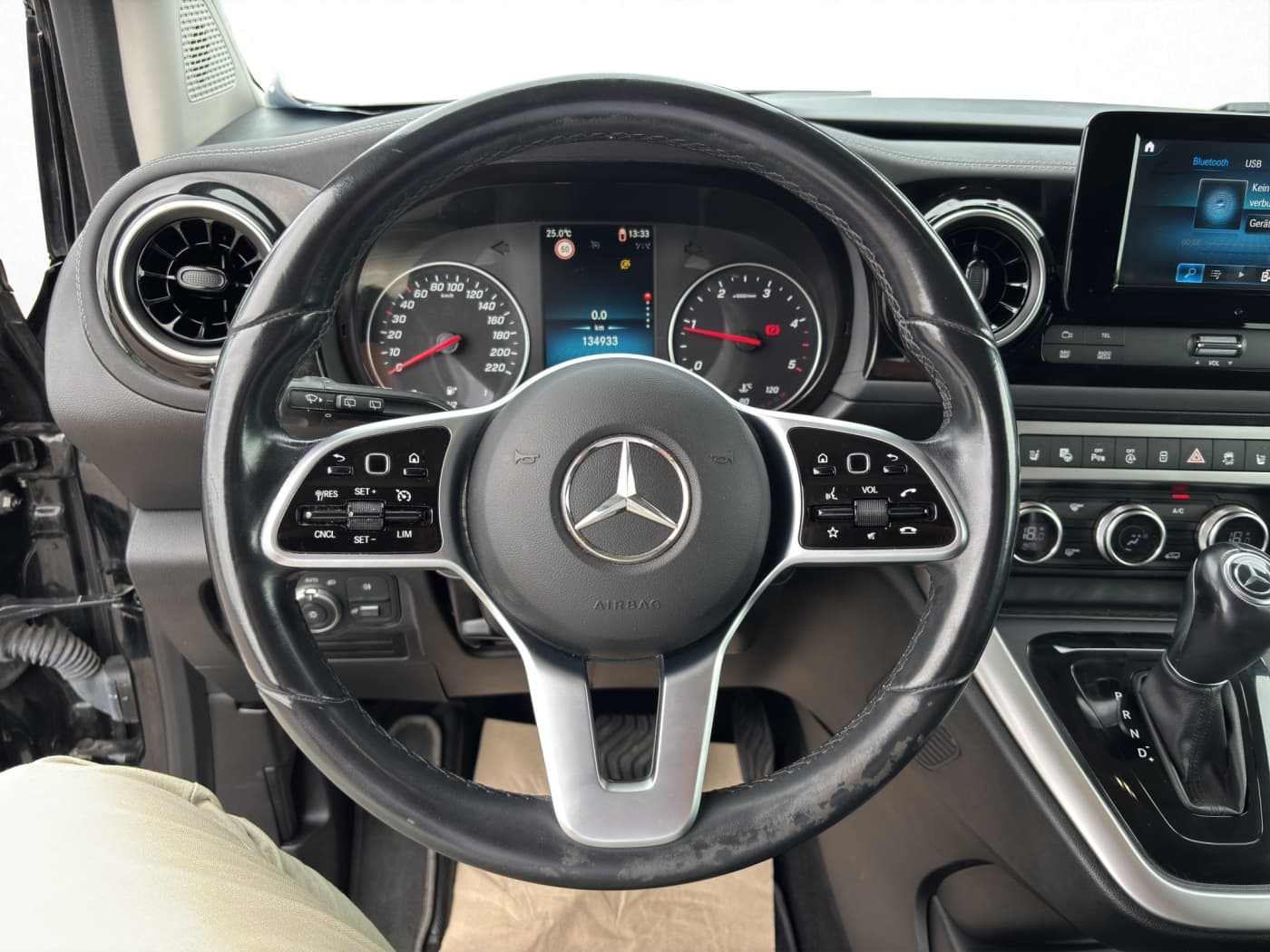 Mercedes-Benz T-Klasse T 180 d Bild 10