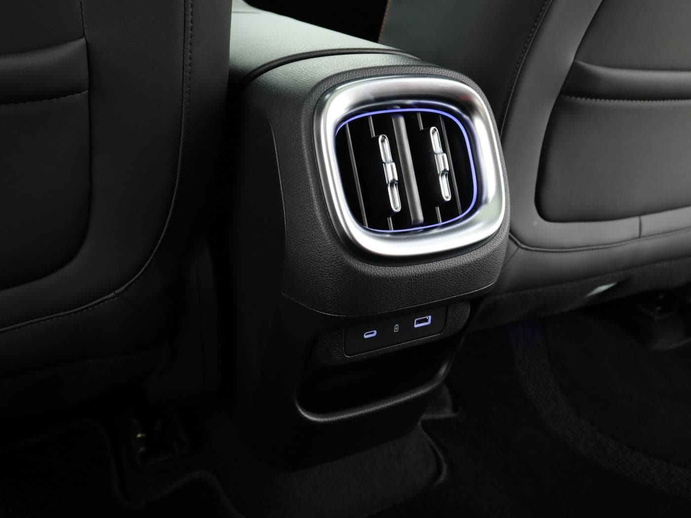 Smart 1 Brabus AWD (66kWh) Bild 24