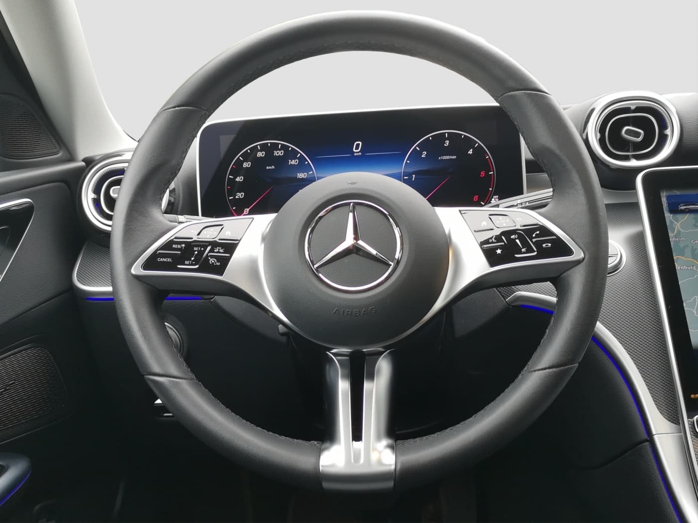 Mercedes-Benz C 200 d T Bild 10