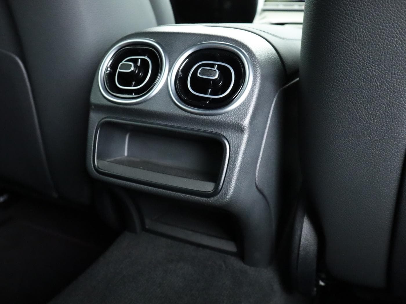 Mercedes-Benz C 300 d T Bild 23