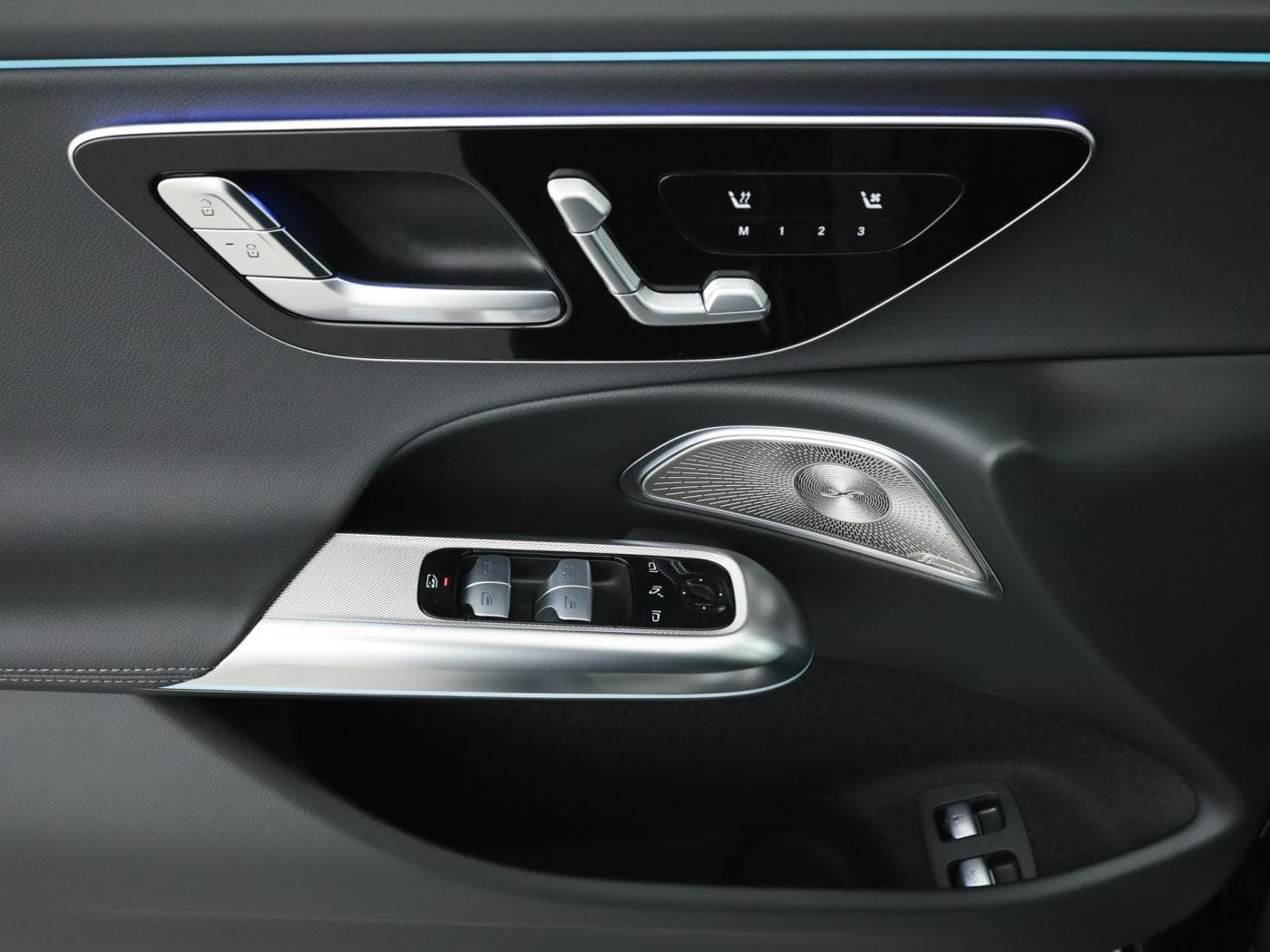 Mercedes-Benz E 400 e 4MATIC Bild 20