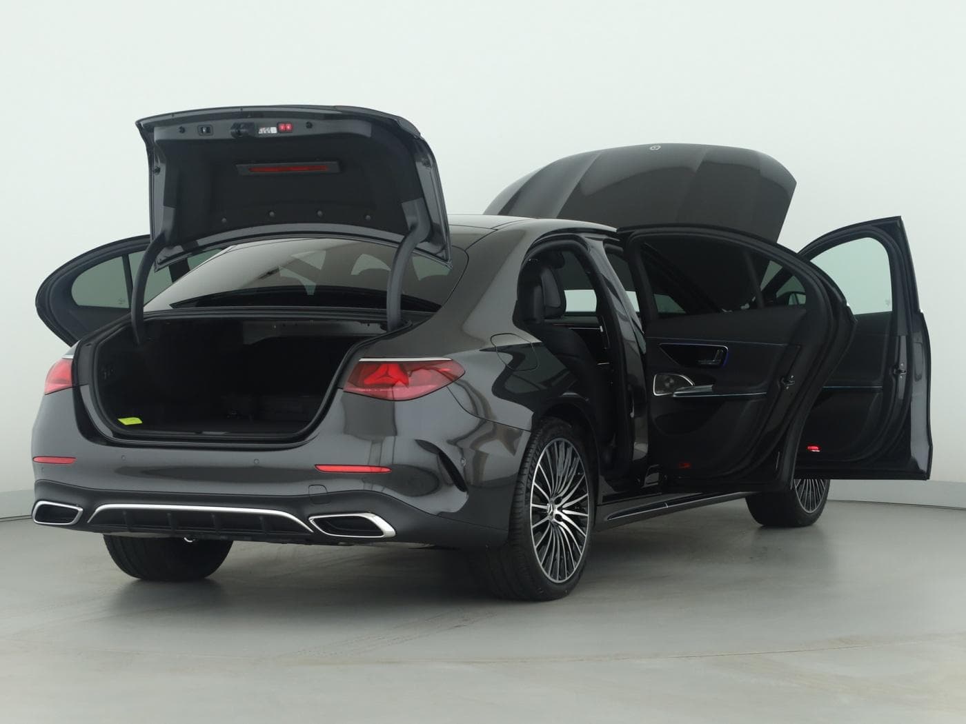 Mercedes-Benz E 400 e 4MATIC Bild 9