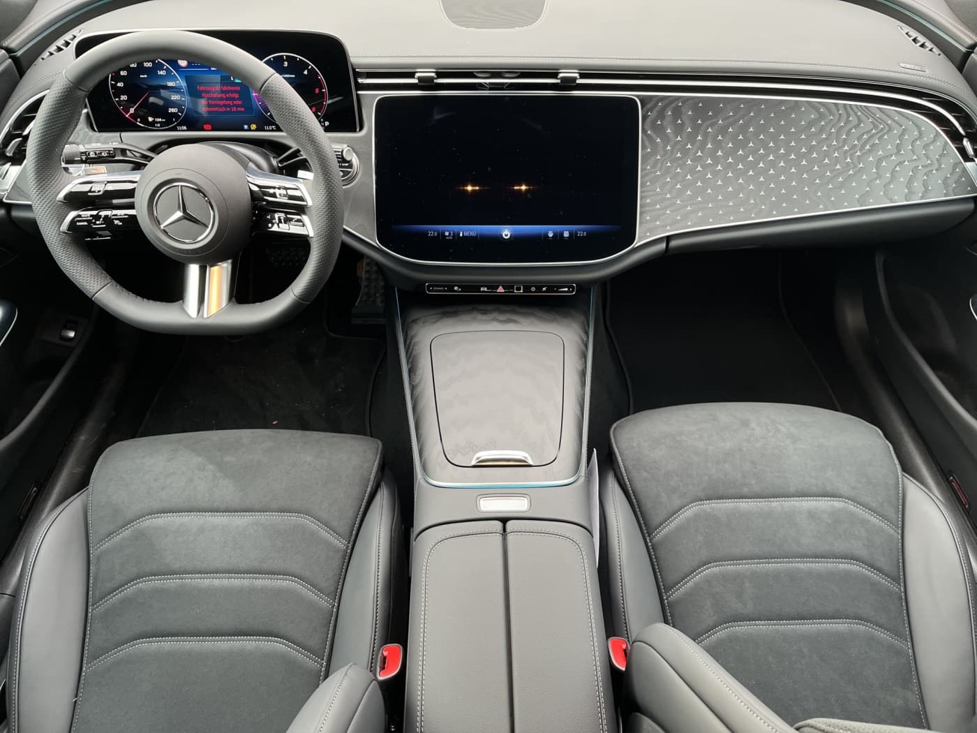 Mercedes-Benz E 220 d T-Mod. Bild 12