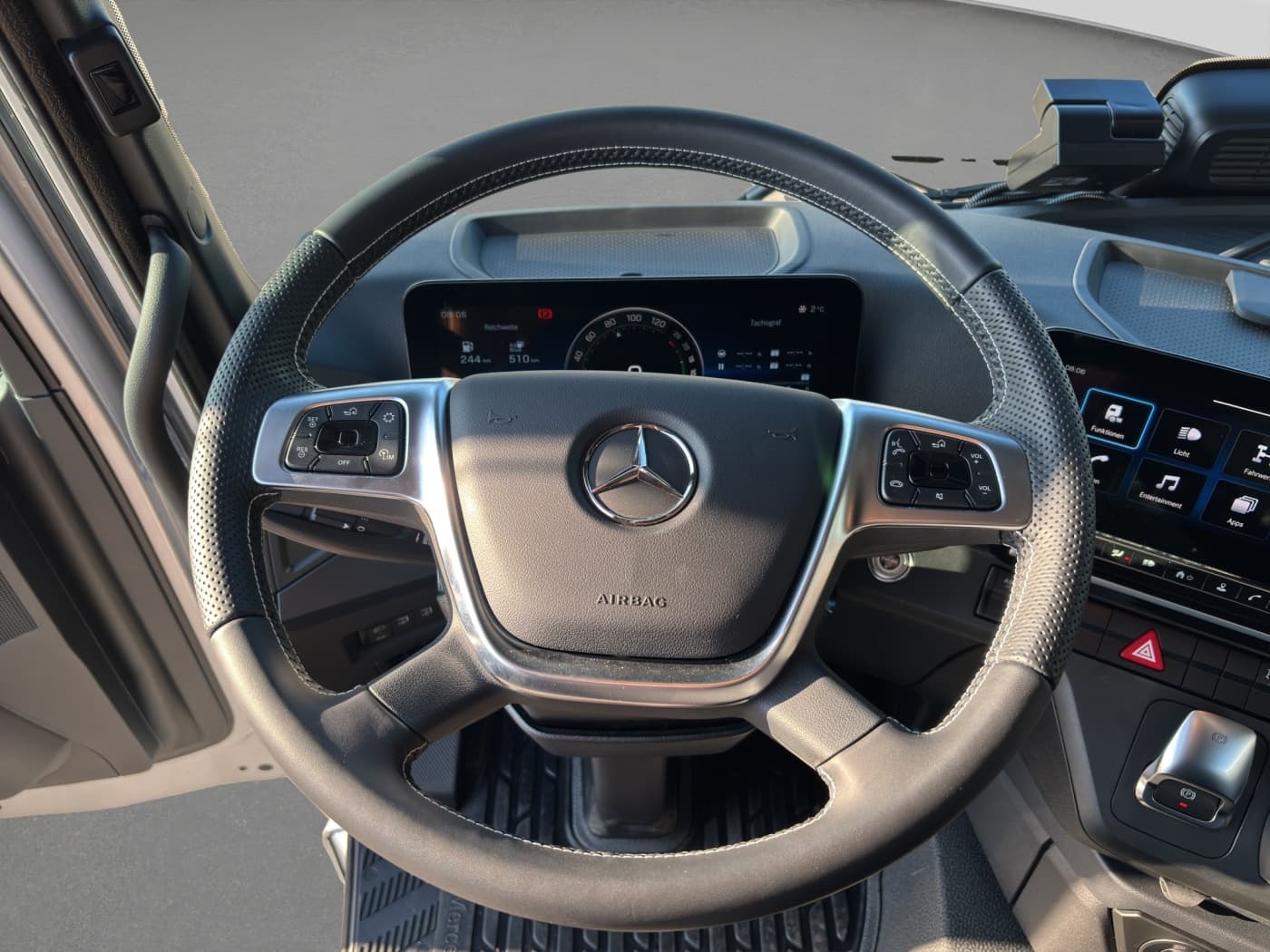 Mercedes-Benz Arocs 5 2653 K MEILLER Trigenius Aufbau Bild 10