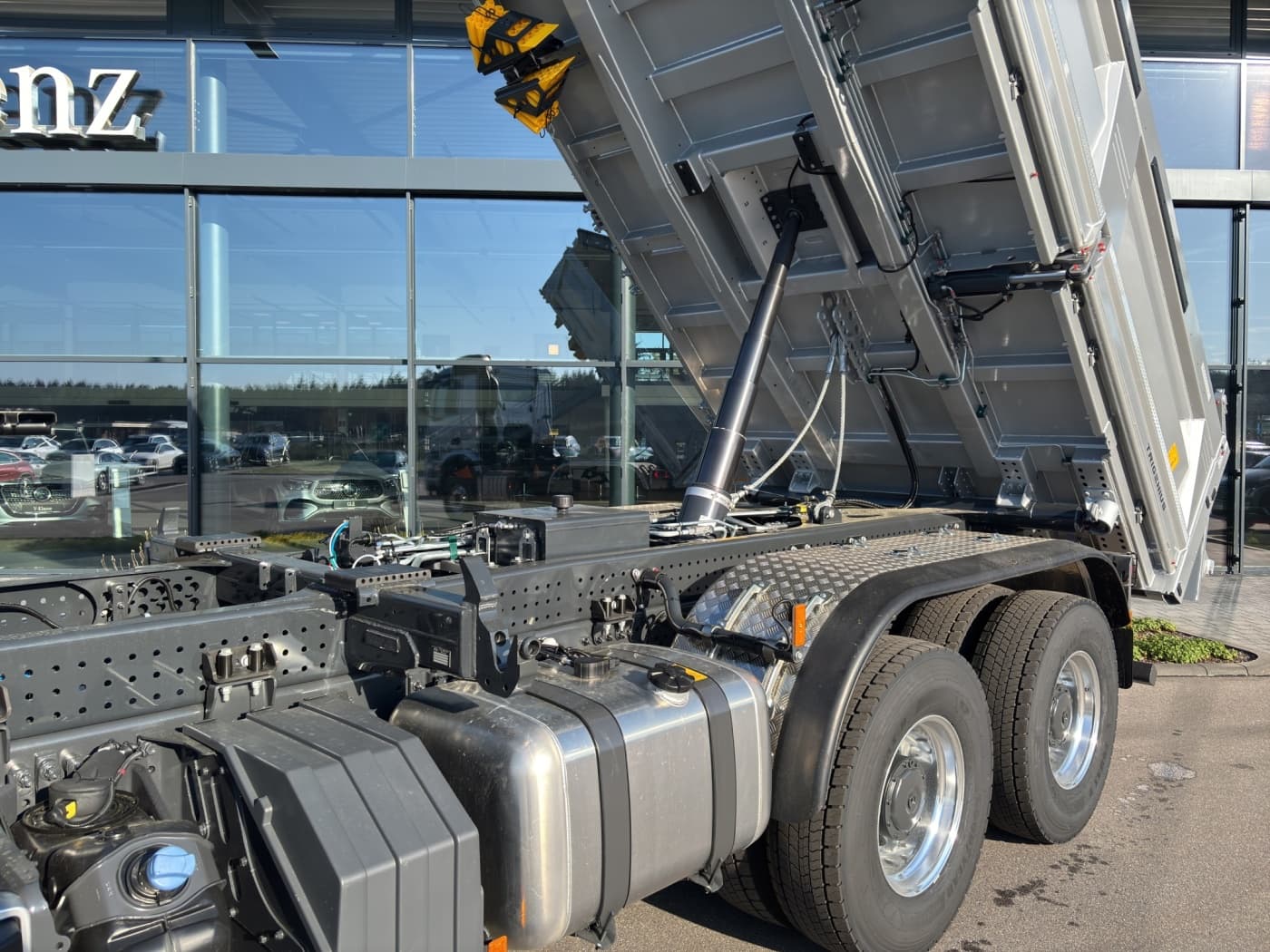 Mercedes-Benz Arocs 5 2653 K MEILLER Trigenius Aufbau Bild 22