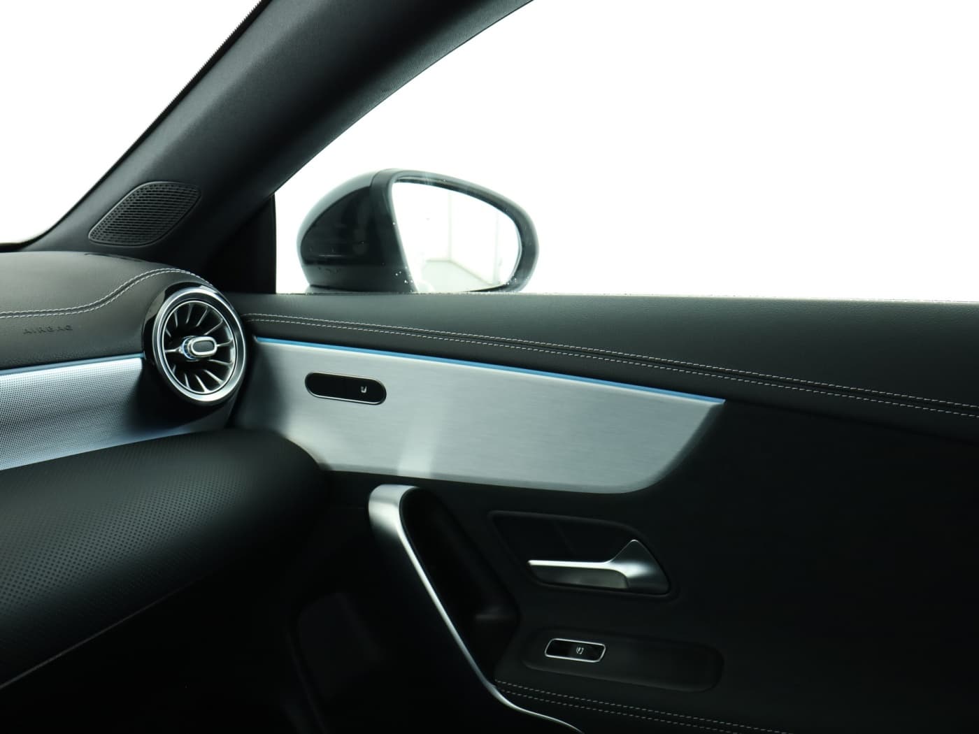 Mercedes-Benz CLA 250 e SB Bild 16