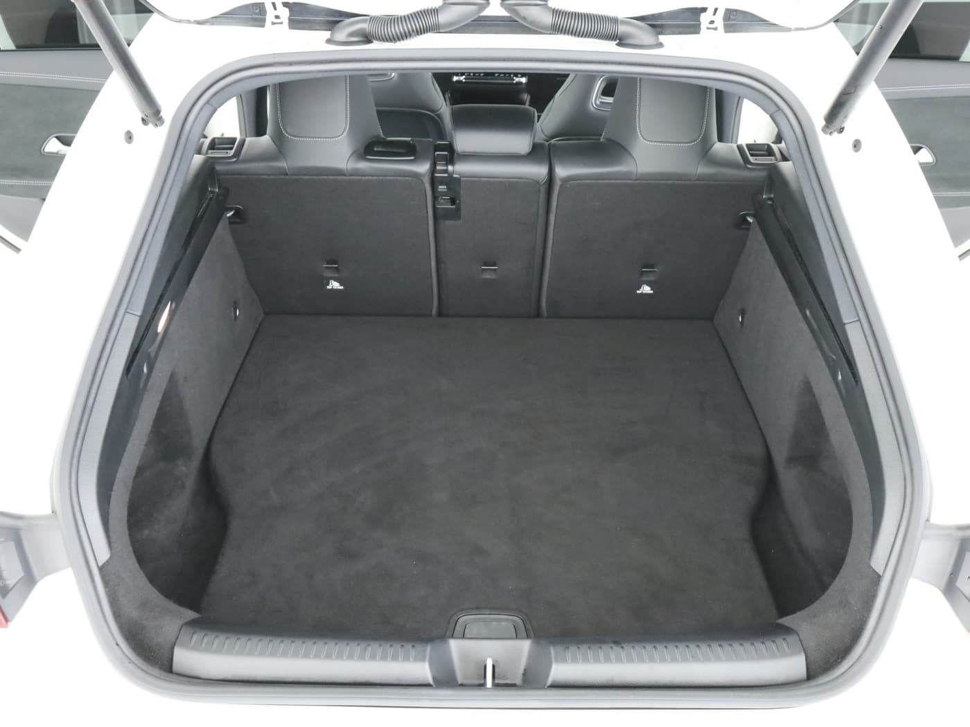 Mercedes-Benz CLA 250 e SB Bild 22