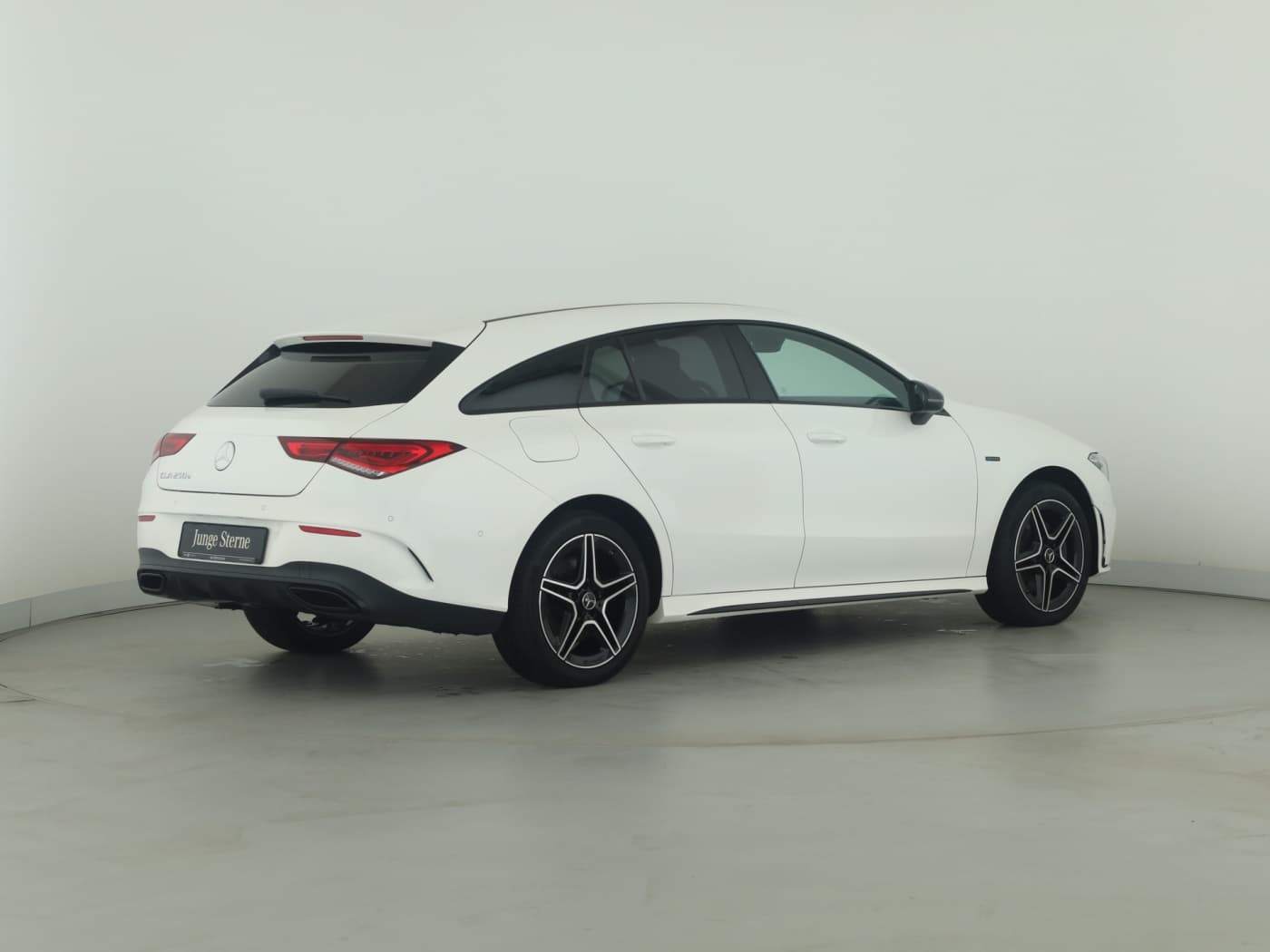 Mercedes-Benz CLA 250 e SB Bild 6