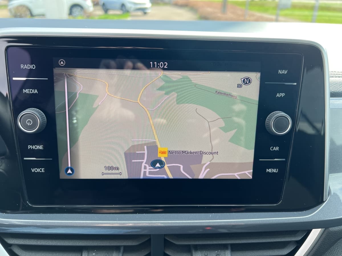 Volkswagen T-Roc Style 1.5 TSI 150 PS DSG AHK NAVI ACC LED Bild 22