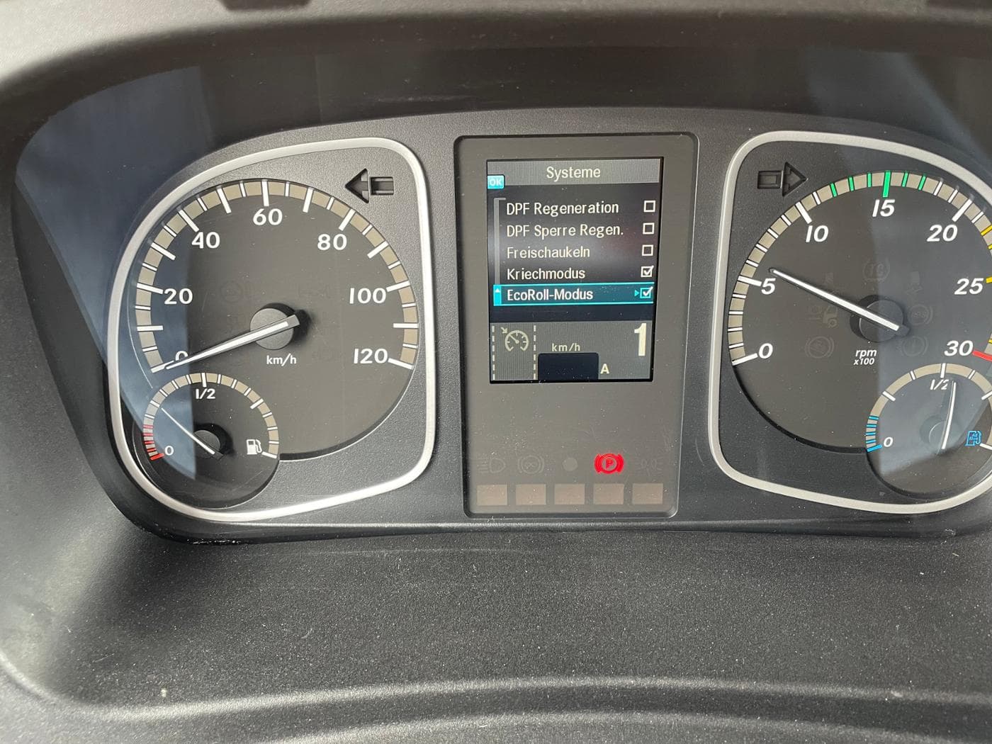 Mercedes-Benz Atego 1527 L ClassicSpace Bild 18