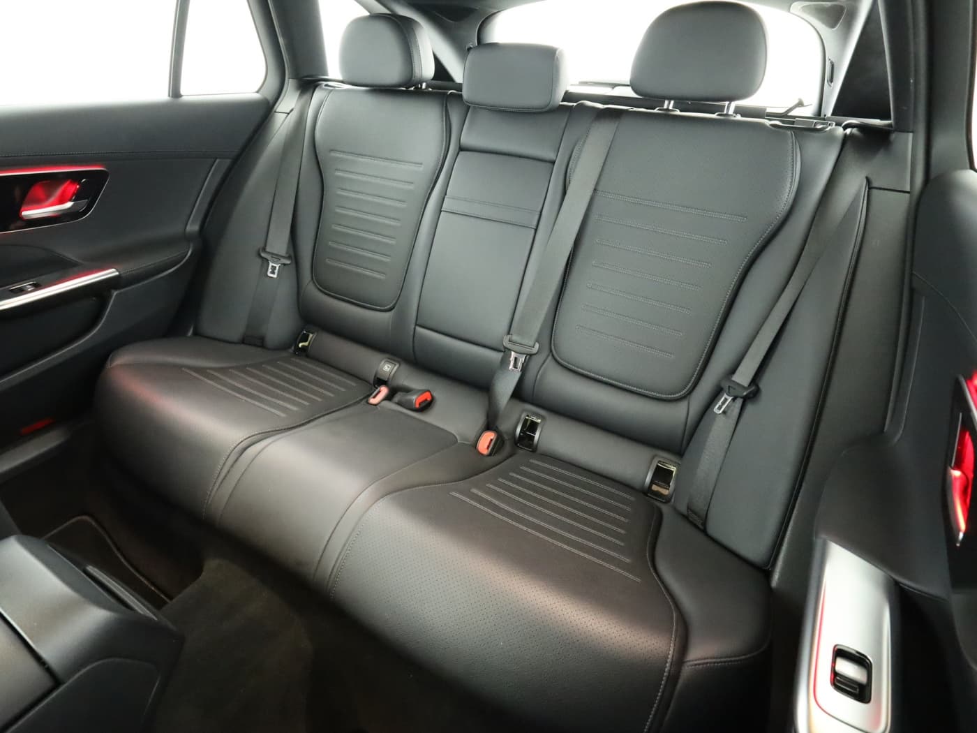 Mercedes-Benz C 200 d T Bild 18