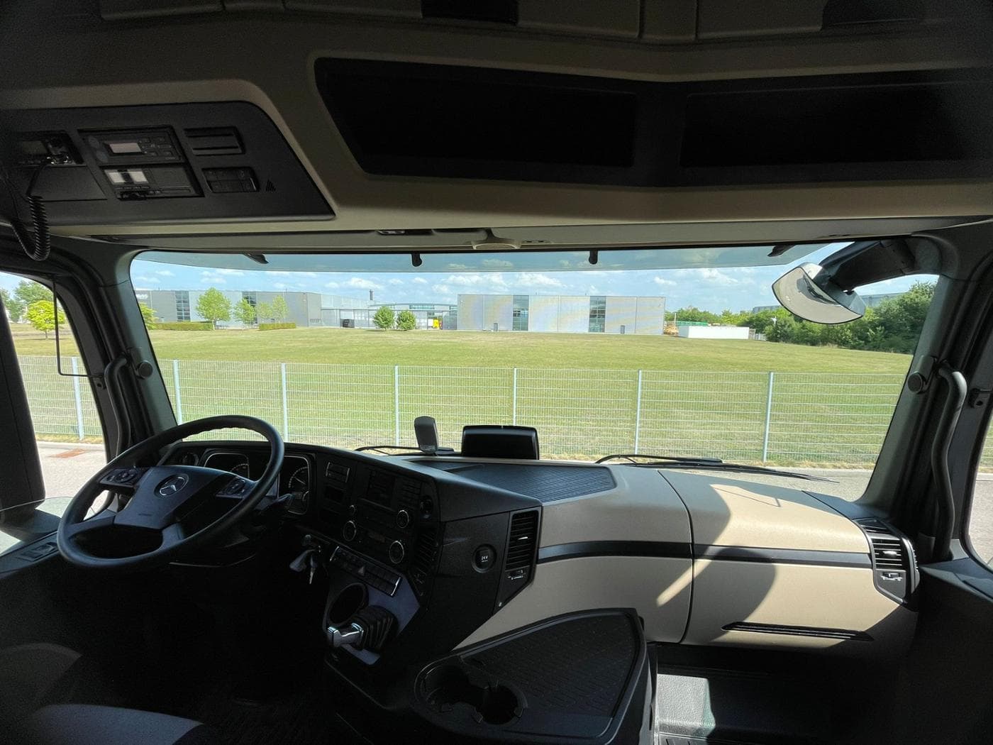 Mercedes-Benz Actros 1845 LS Bild 13