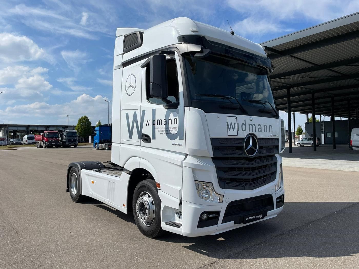 Mercedes-Benz Actros 1845 LS Bild 8