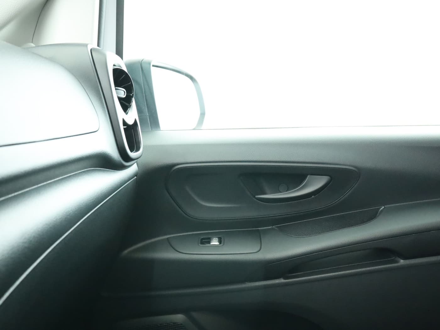 Mercedes-Benz Vito 116 CDI Mixto Lang Bild 16