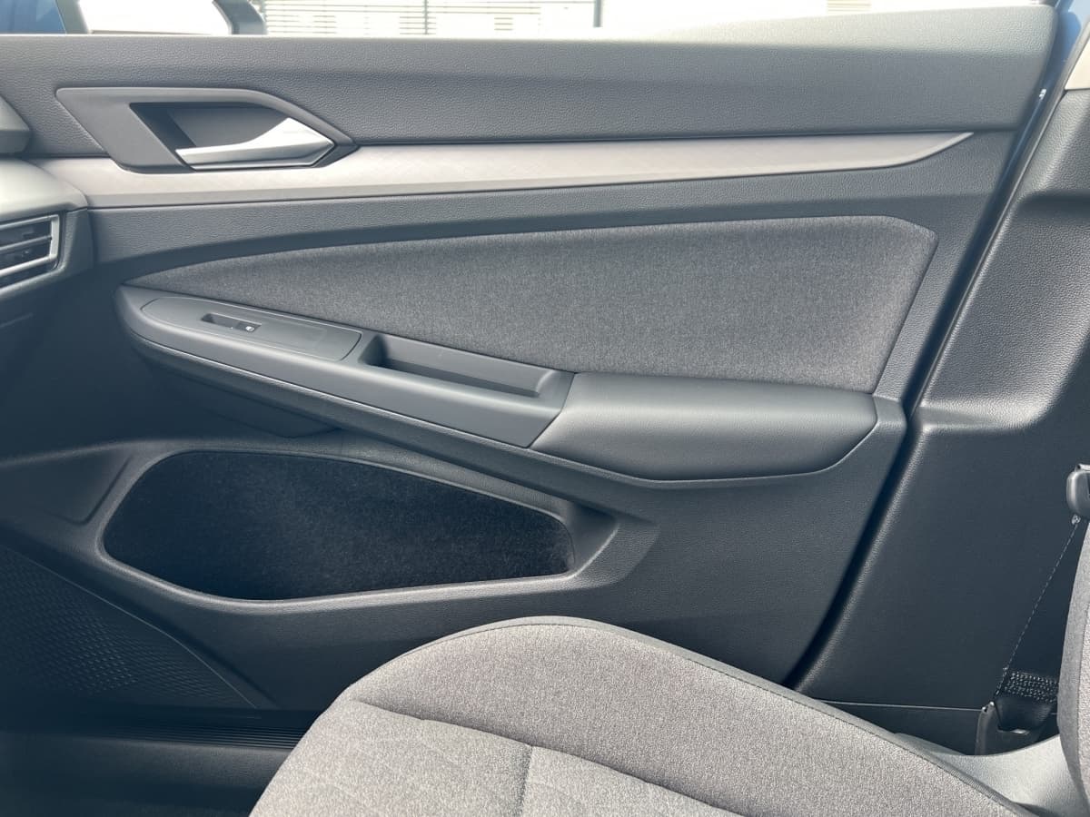 Volkswagen Golf Life 1,5 TSI 115 PS ACC LED APP Connect Bild 14