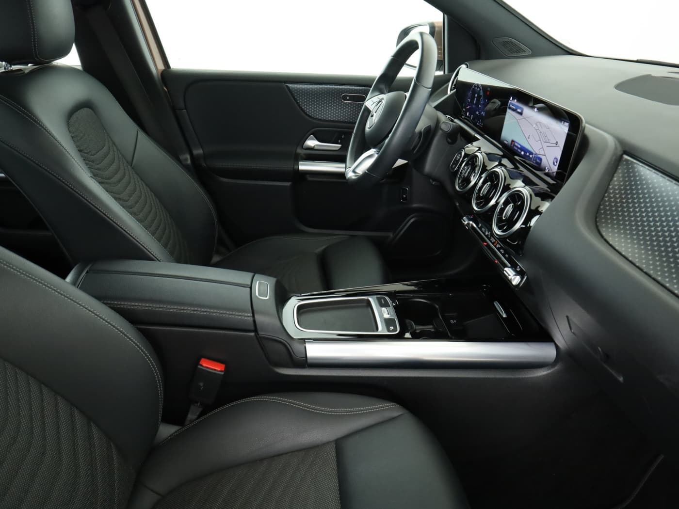 Mercedes-Benz B 180 d Bild 17