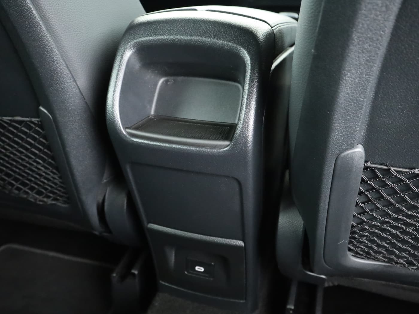 Mercedes-Benz B 180 d Bild 23