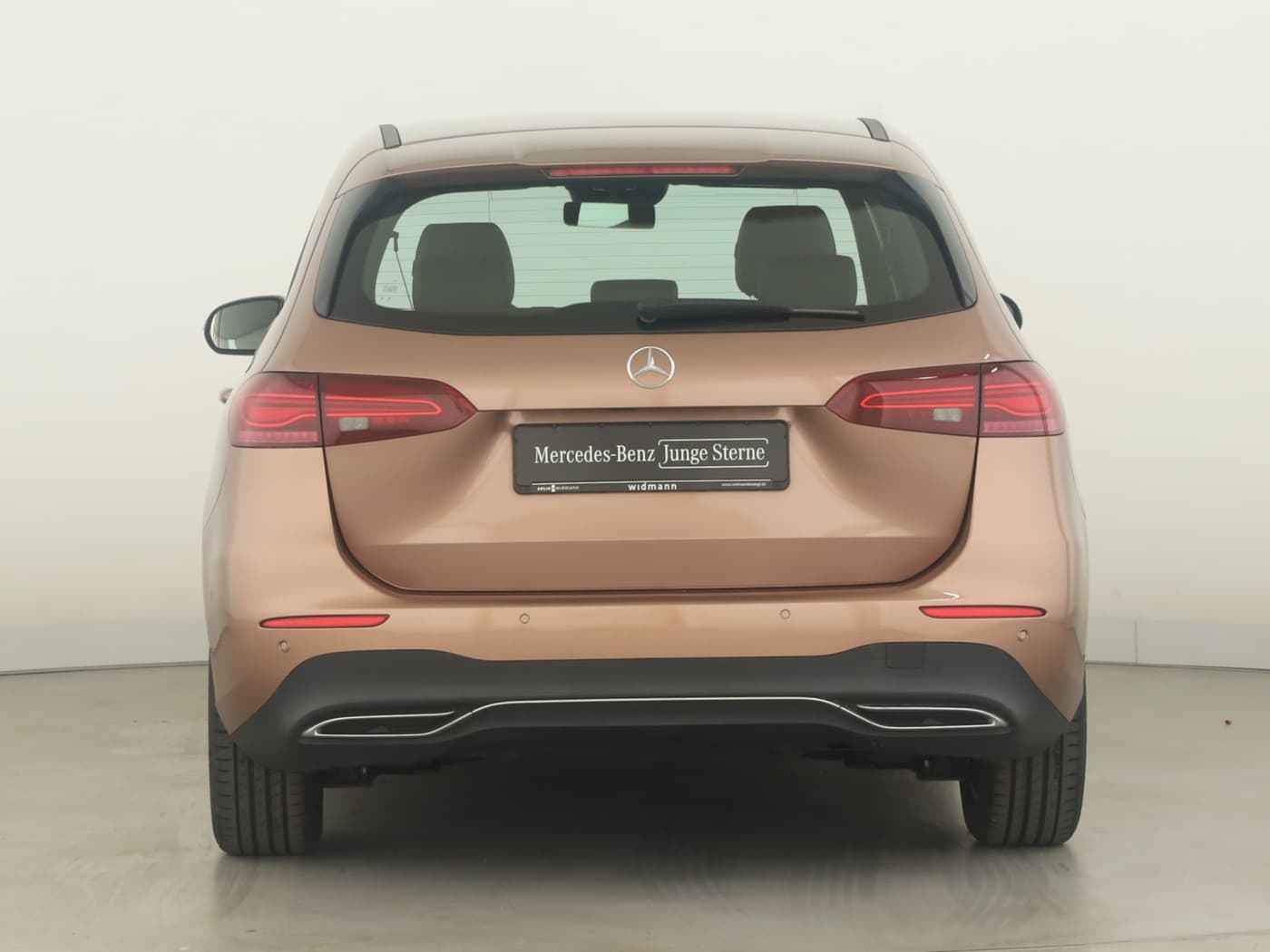 Mercedes-Benz B 180 d Bild 4