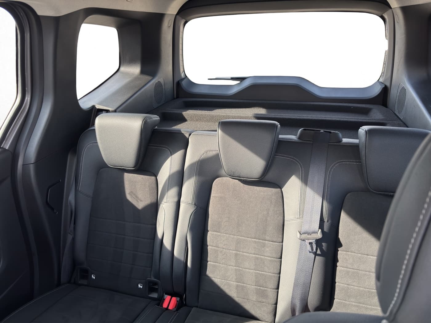 Mercedes-Benz T 180 d PROGRESSIVE Standard Bild 17