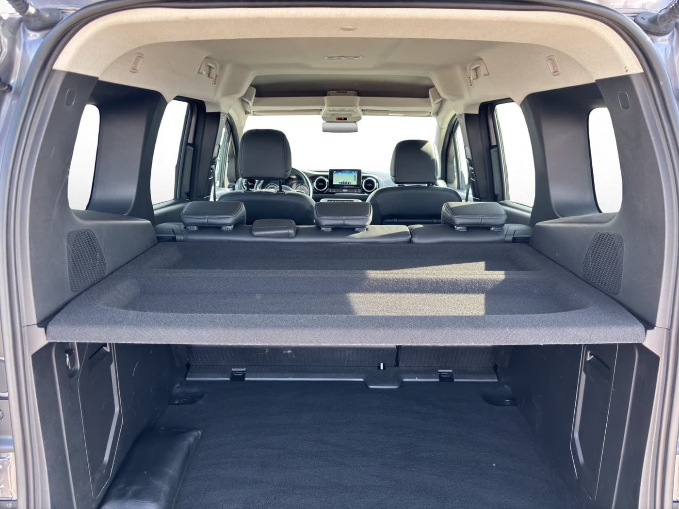 Mercedes-Benz T 180 d PROGRESSIVE Standard Bild 19