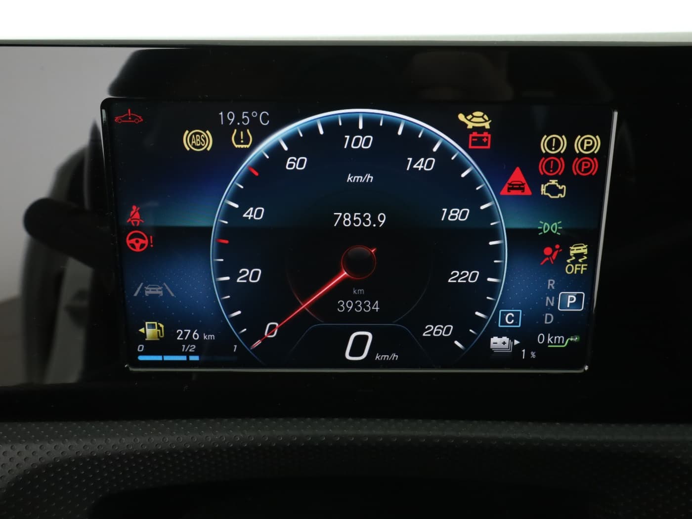 Mercedes-Benz A 250 e Bild 12