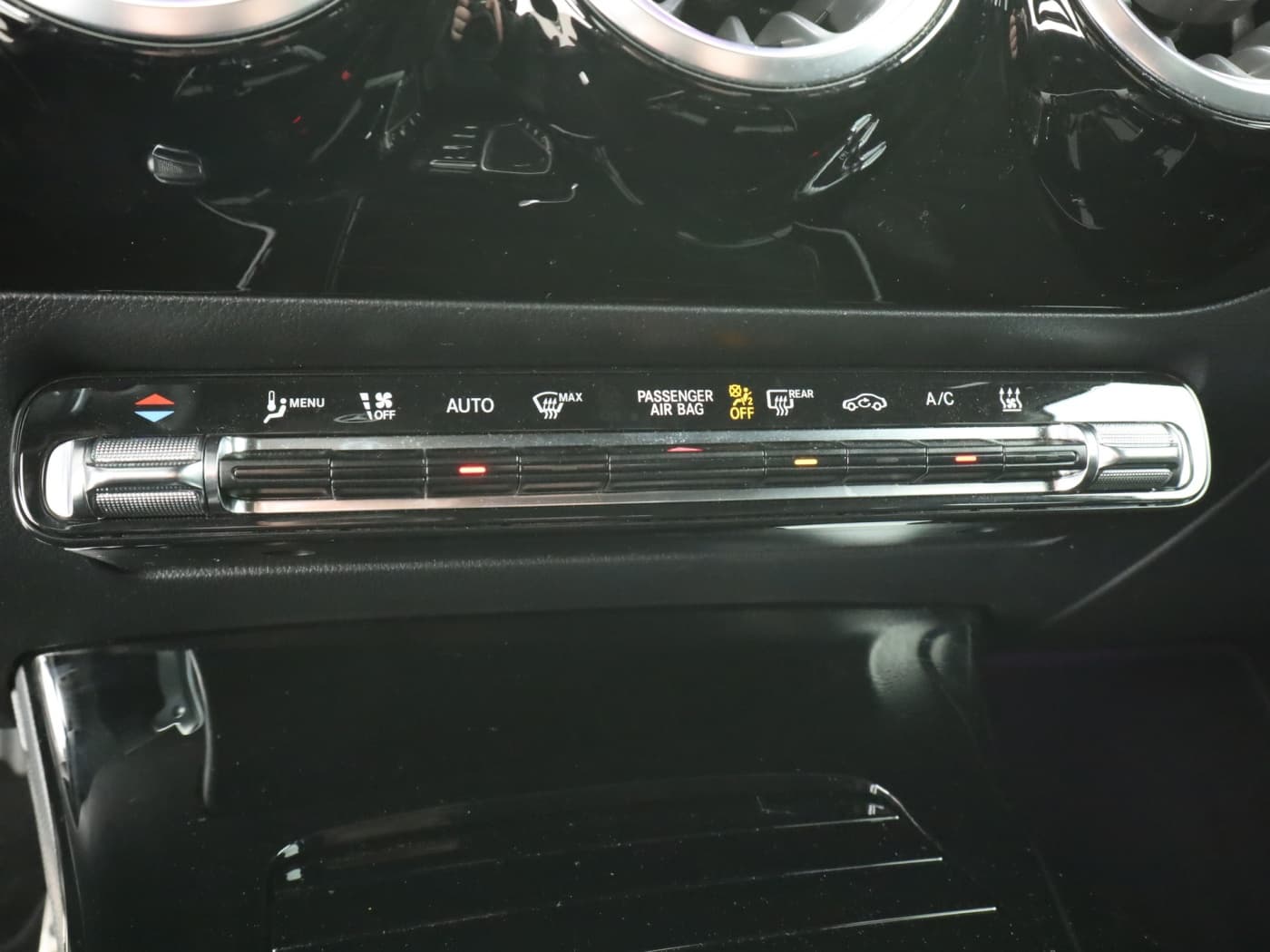 Mercedes-Benz A 250 e Bild 14