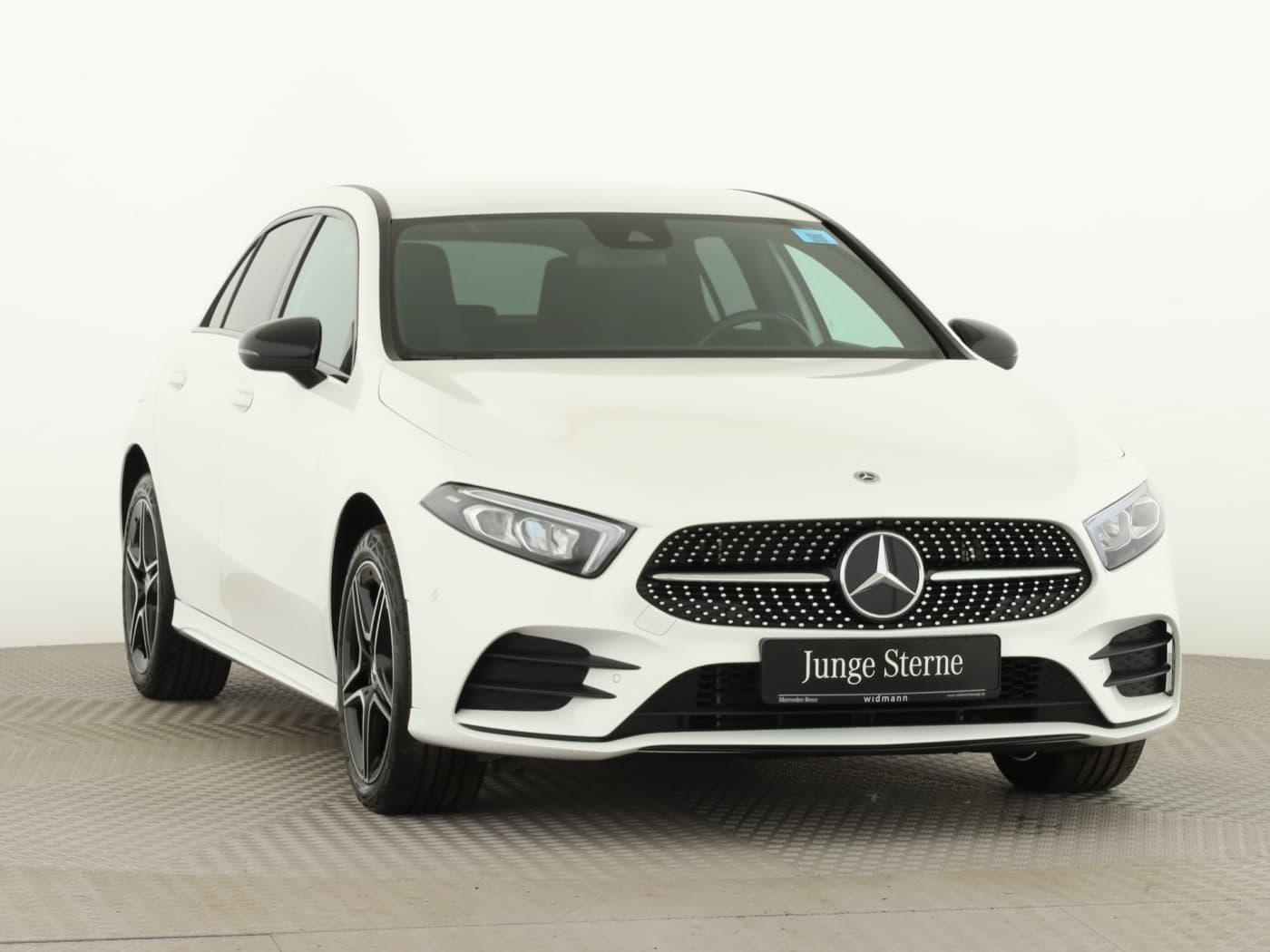 Mercedes-Benz A 250 e Bild 3