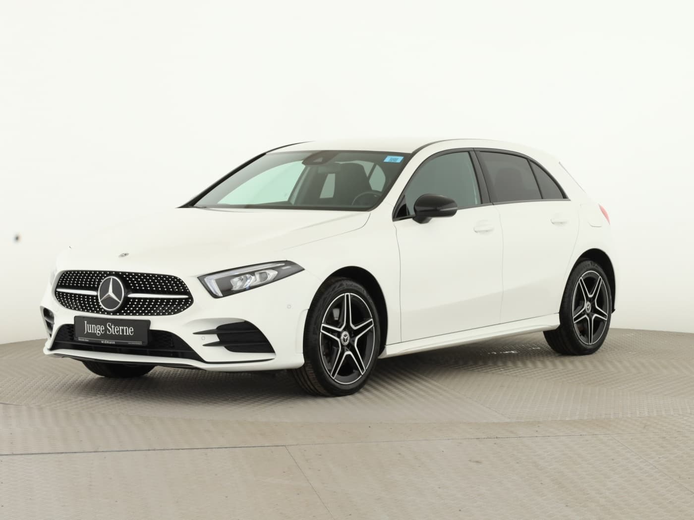 Mercedes-Benz A 250 e Bild 5