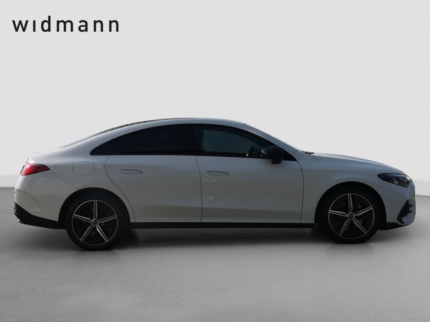 Mercedes-Benz CLA 350 4M EQ Bild 6