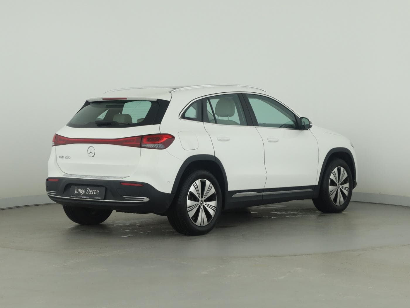 Mercedes-Benz EQA 250 Bild 6