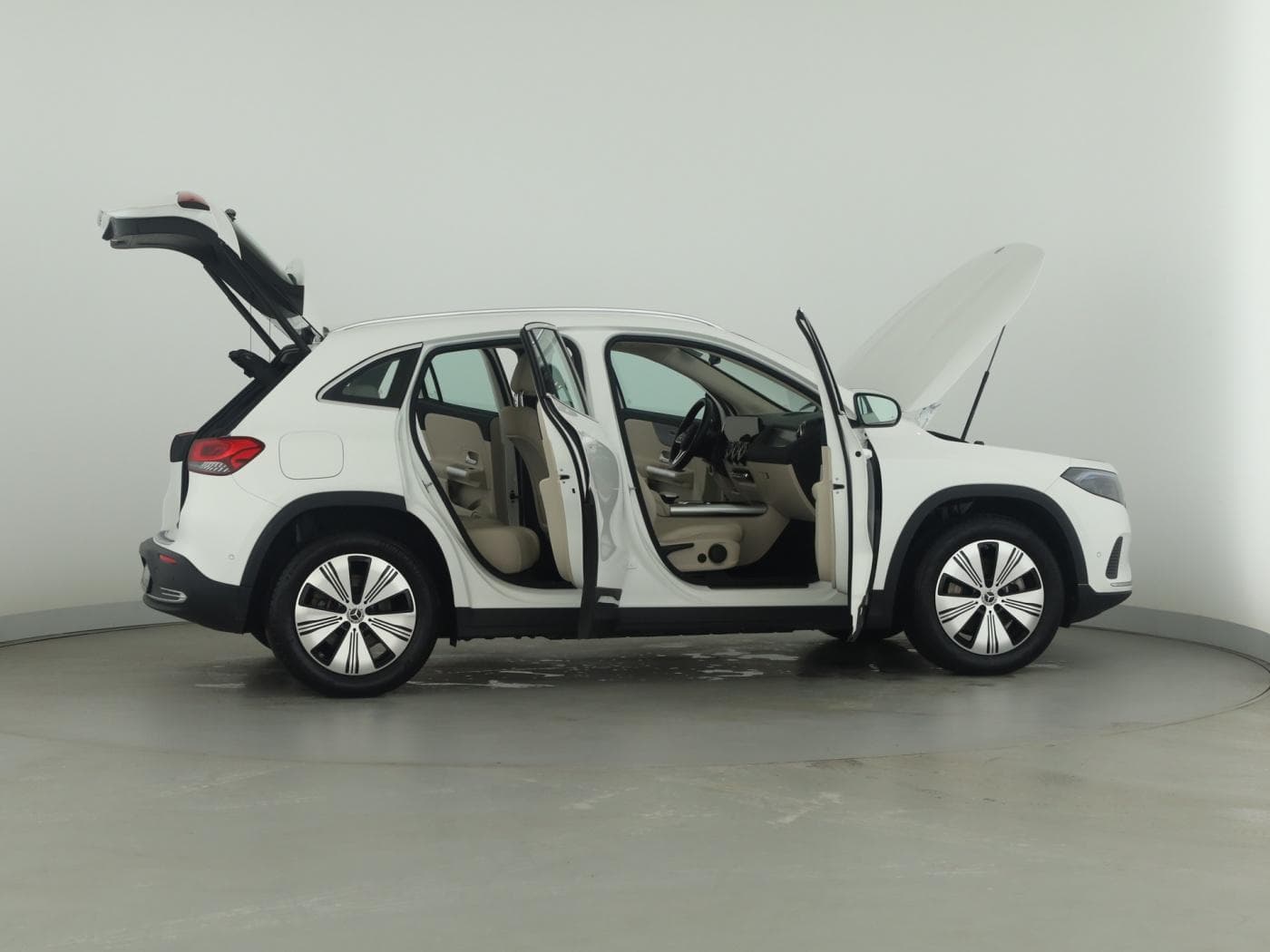 Mercedes-Benz EQA 250 Bild 8