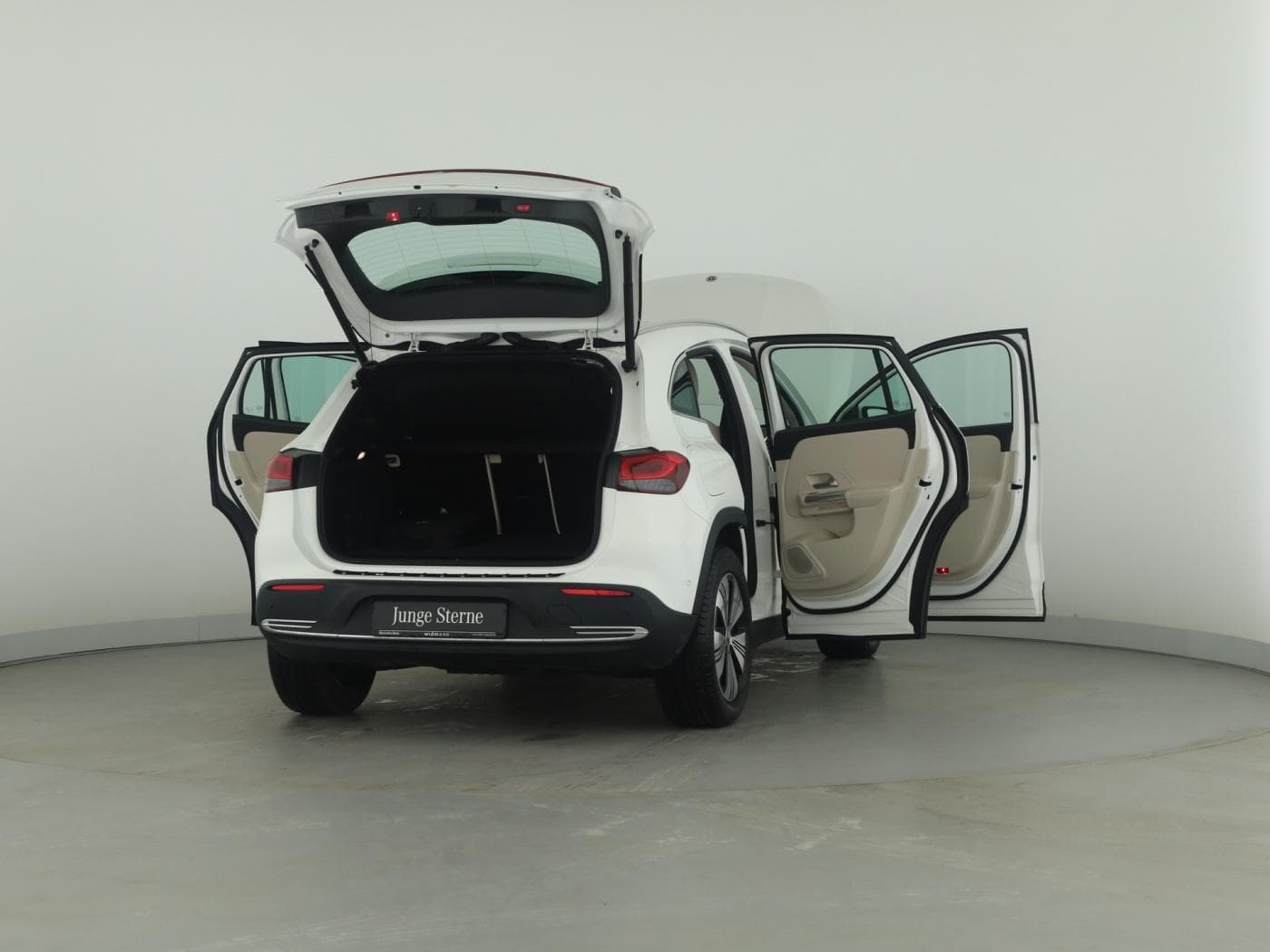 Mercedes-Benz EQA 250 Bild 9