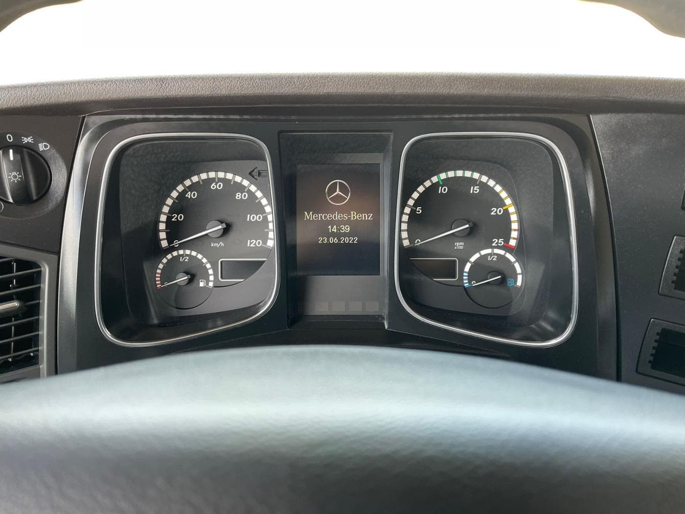 Mercedes-Benz Actros 1848 LS Bild 12