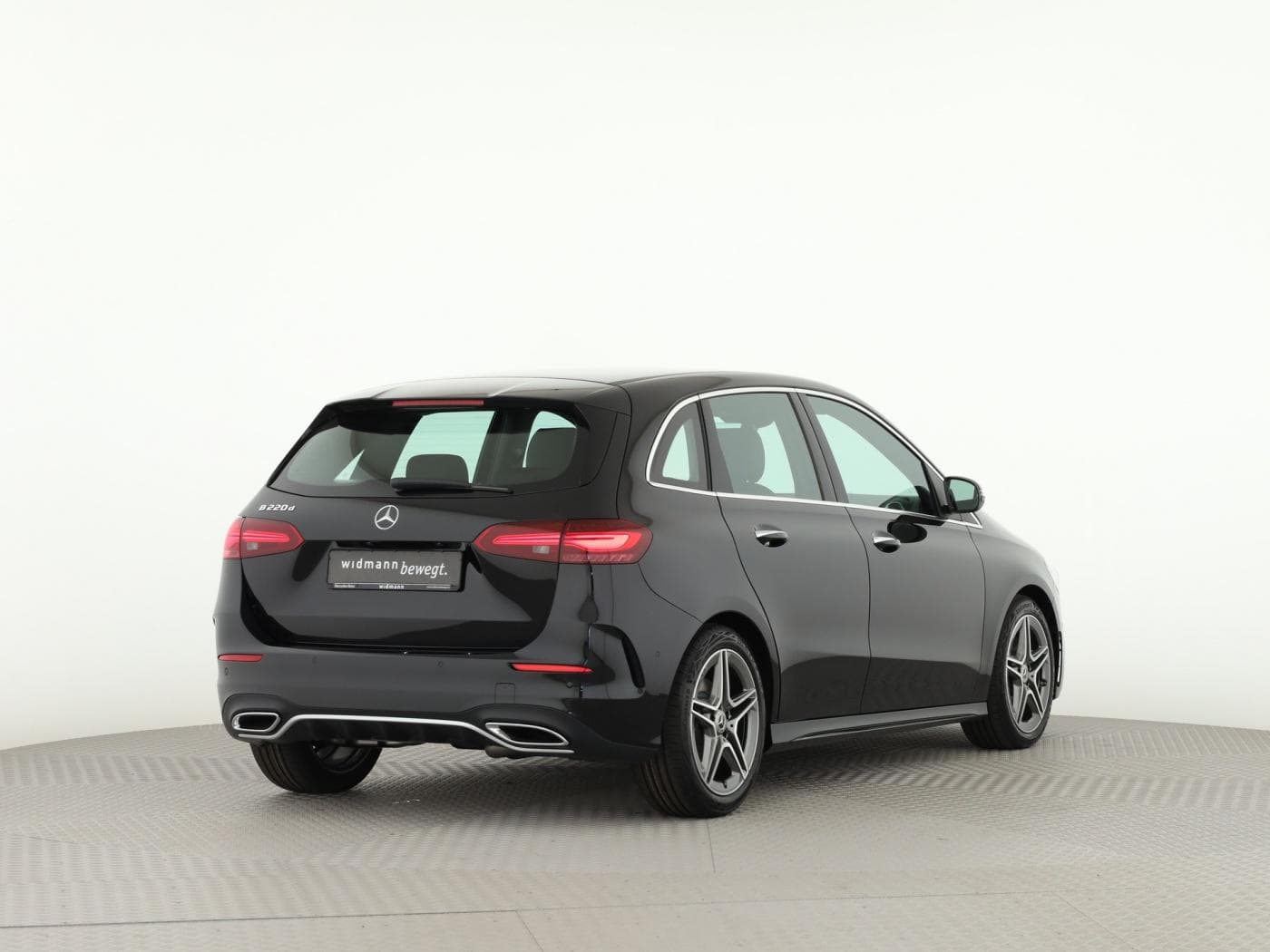 Mercedes-Benz B 220 d Bild 2