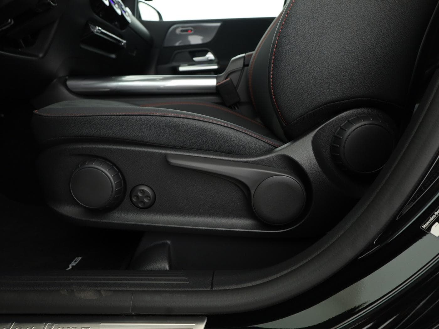 Mercedes-Benz B 220 d Bild 28