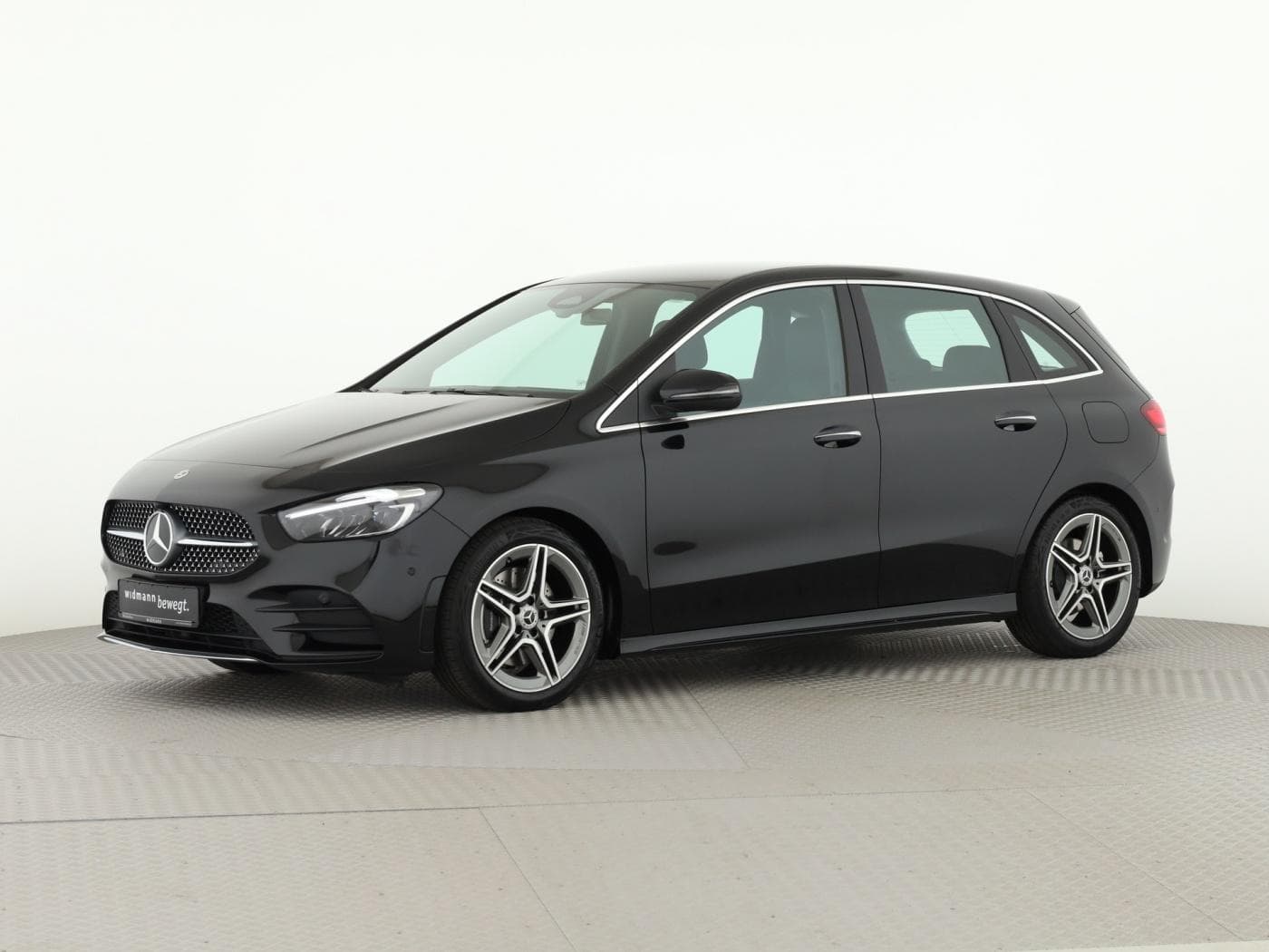 Mercedes-Benz B 220 d Bild 5