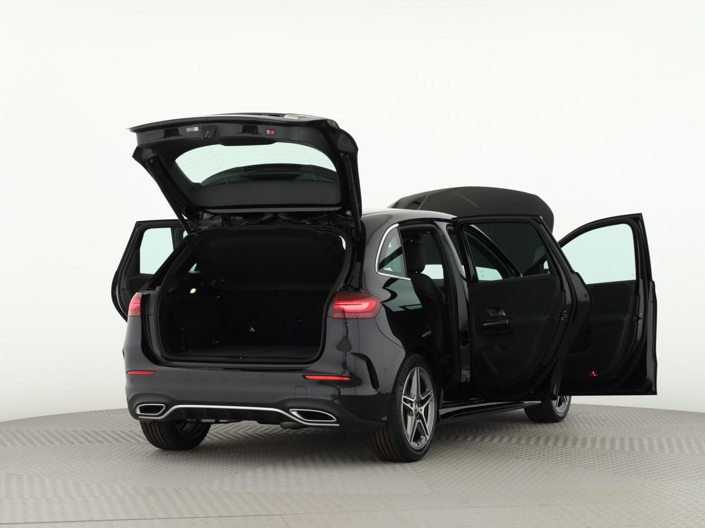 Mercedes-Benz B 220 d Bild 9