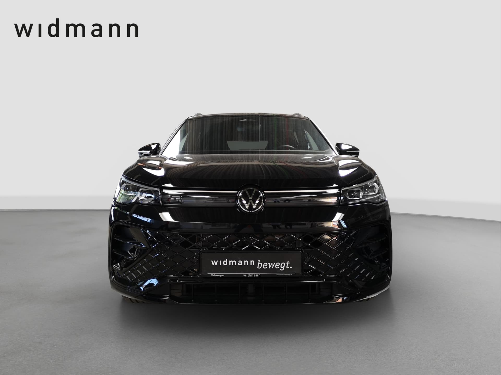 Volkswagen Tiguan R-Line 1.5 l eHybrid OPF / 85 kW (115 PS) 6-Gang-Doppelkupplungsgetriebe DSG Bild 3