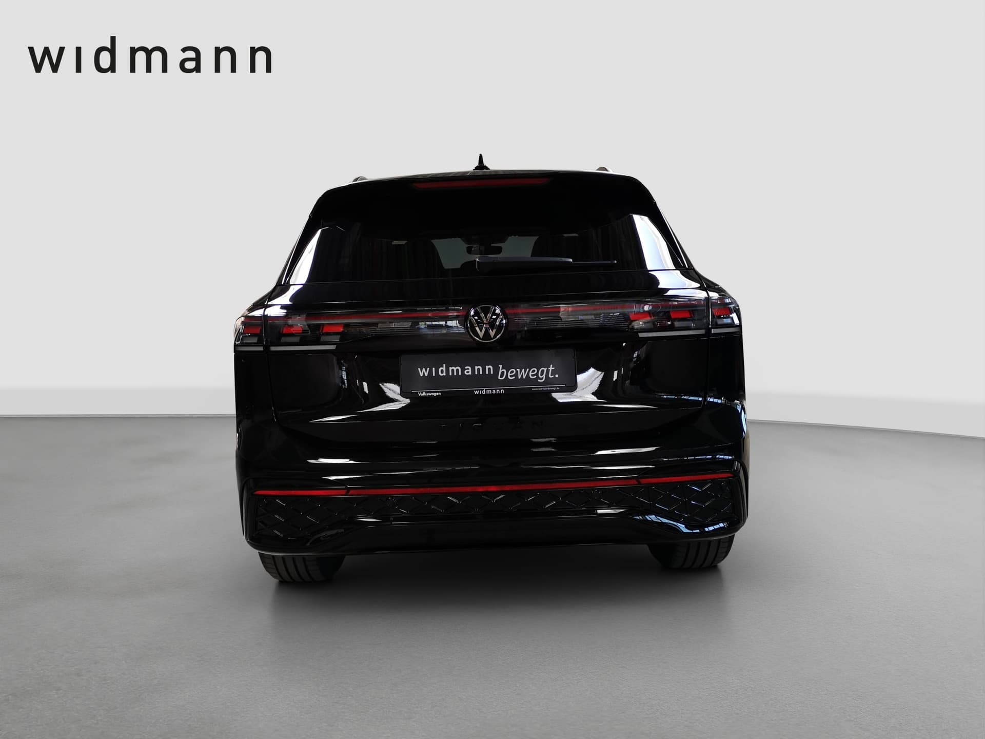 Volkswagen Tiguan R-Line 1.5 l eHybrid OPF / 85 kW (115 PS) 6-Gang-Doppelkupplungsgetriebe DSG Bild 4