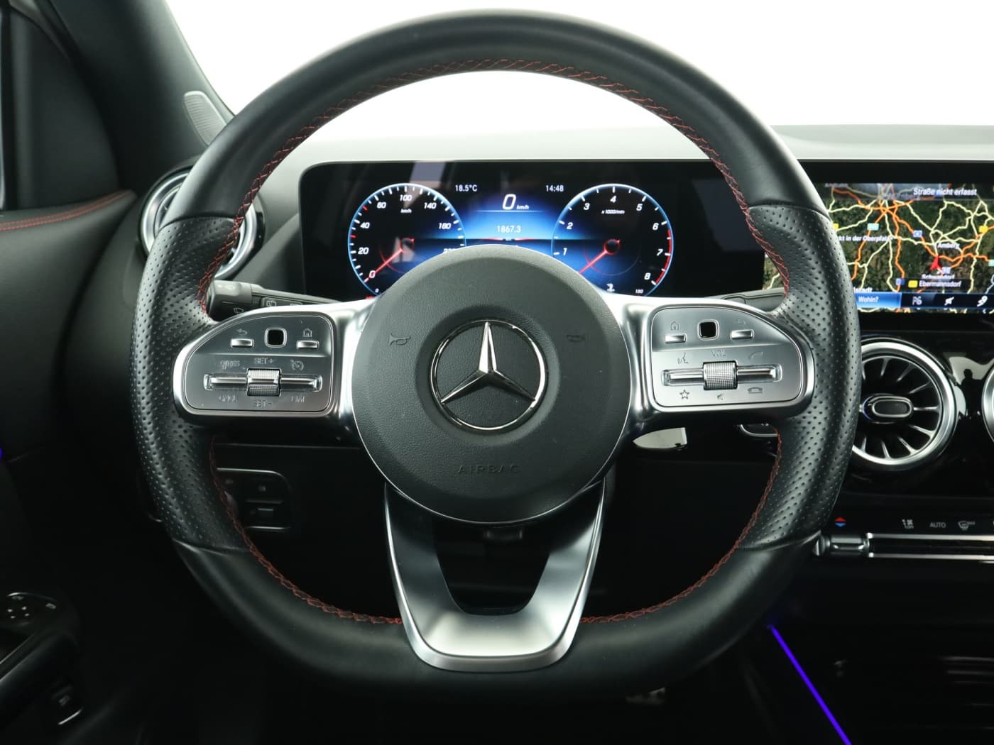 Mercedes-Benz GLA 200 Bild 11