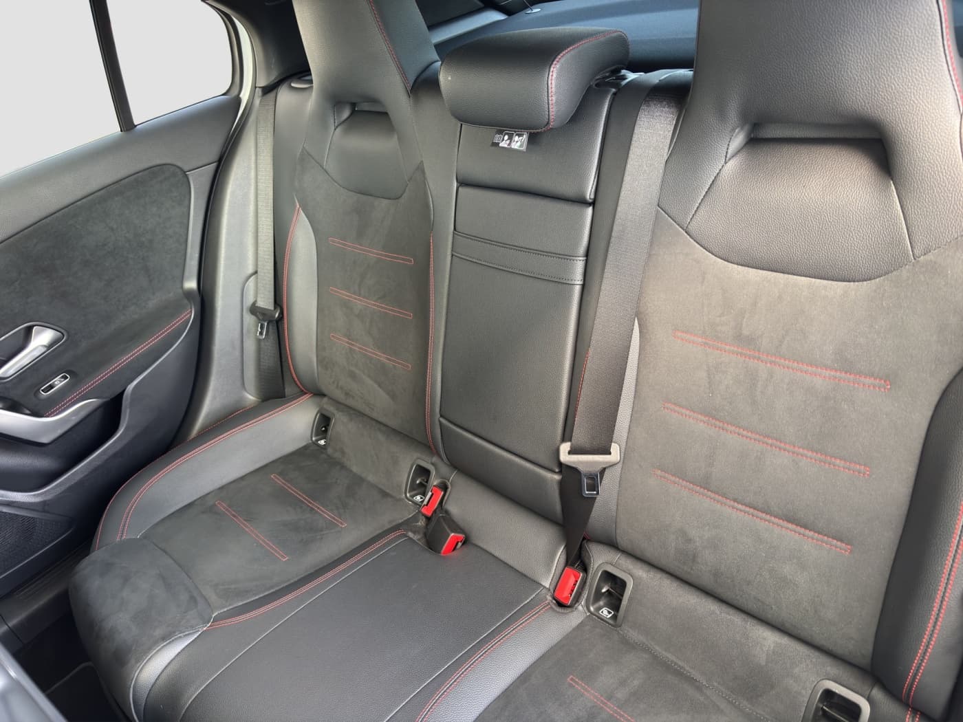 Mercedes-Benz A 200 d Bild 17