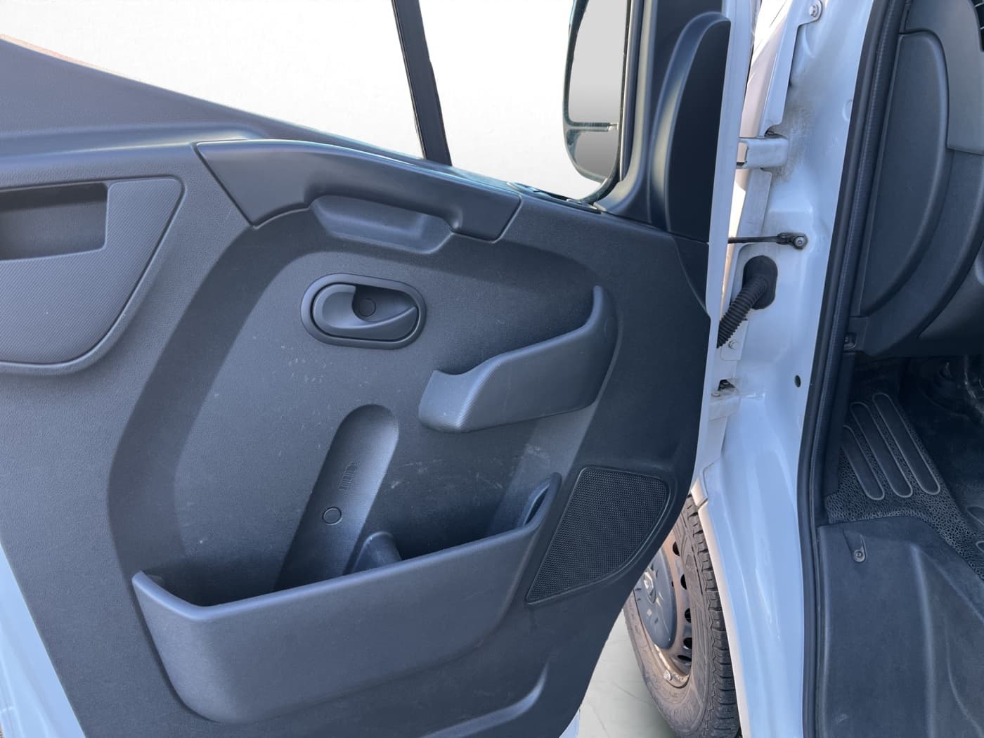 Renault Master Koffer LBW Bild 10