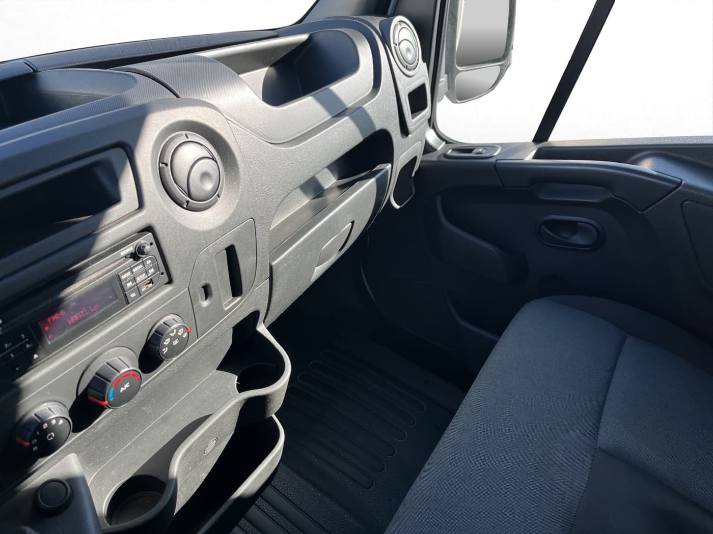 Renault Master Koffer LBW Bild 7